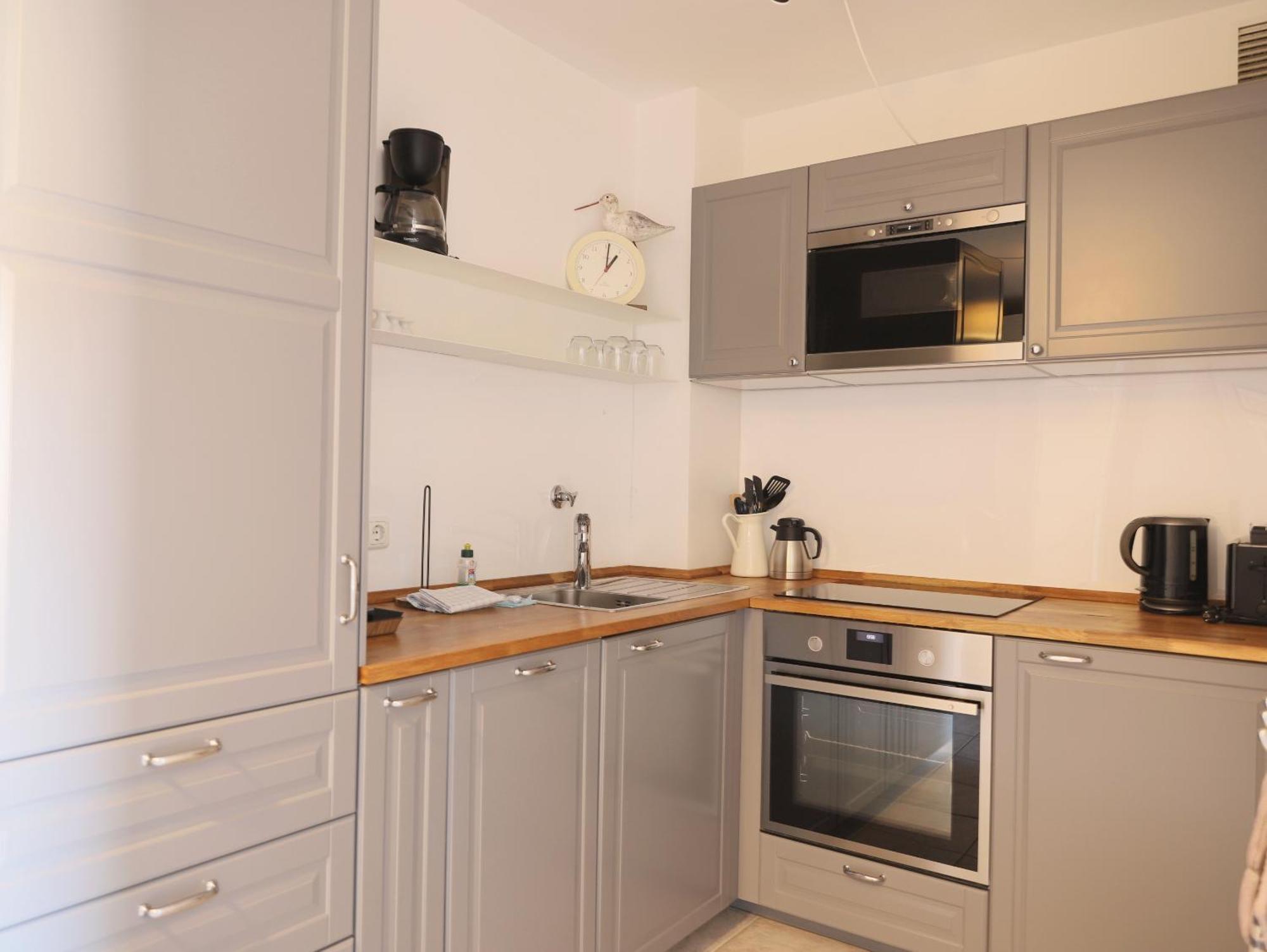 Modernes 2-Zimmer-Appartement Mit Balkon. Βέστερλαντ Εξωτερικό φωτογραφία