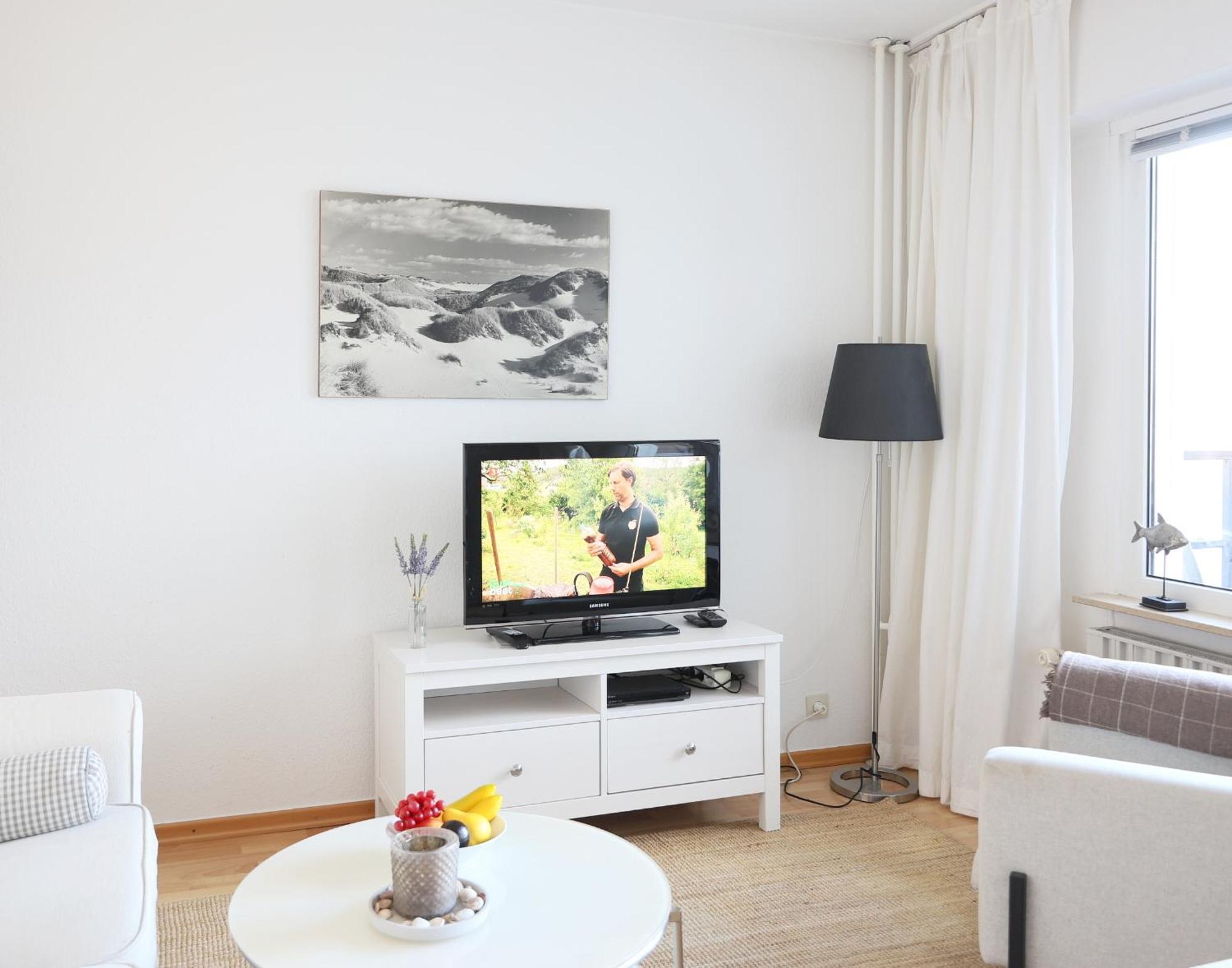 Modernes 2-Zimmer-Appartement Mit Balkon. Βέστερλαντ Εξωτερικό φωτογραφία