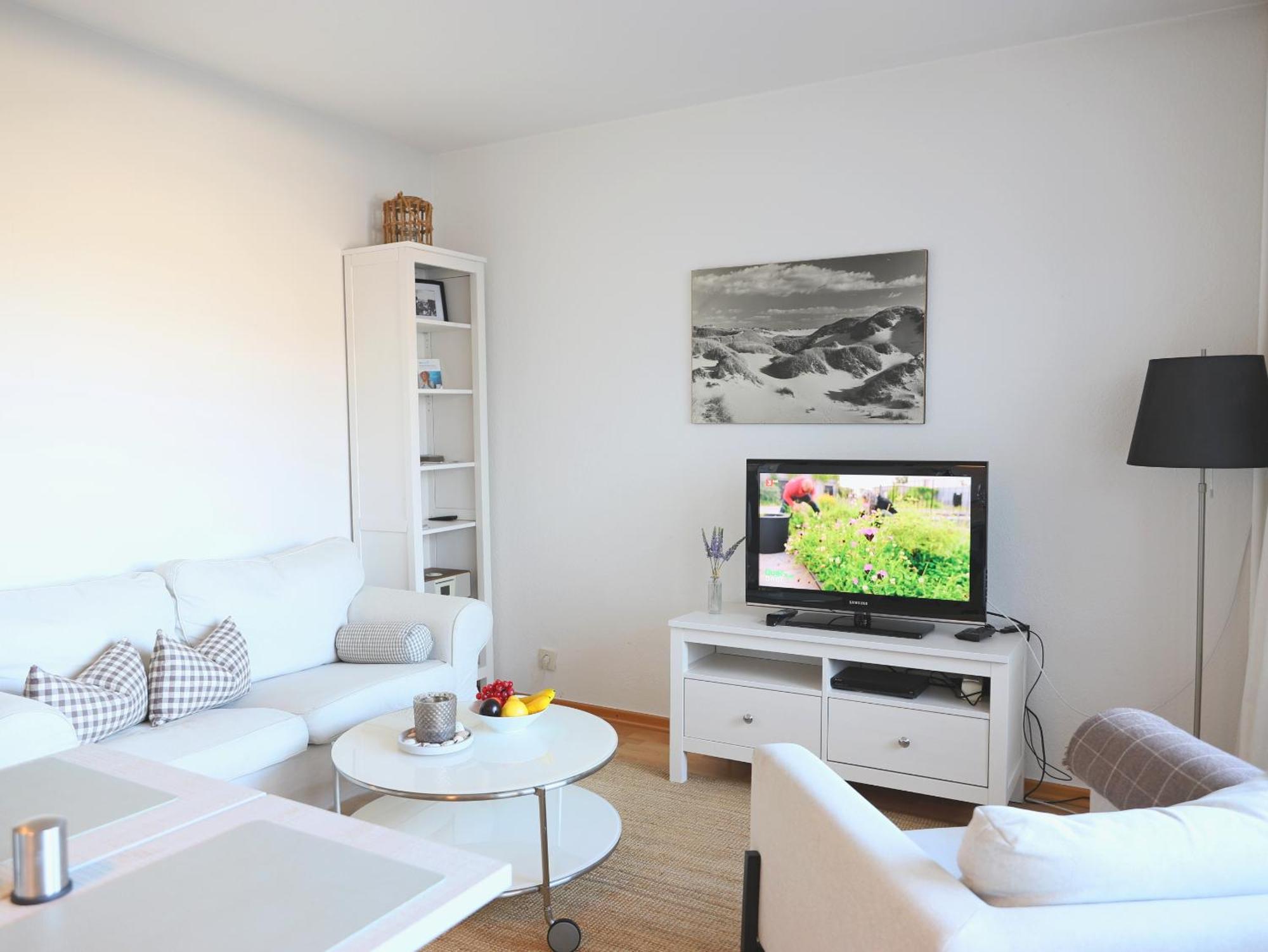 Modernes 2-Zimmer-Appartement Mit Balkon. Βέστερλαντ Εξωτερικό φωτογραφία
